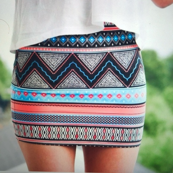 Zara Dresses & Skirts - Zara Trafaluc Tribal Skirt